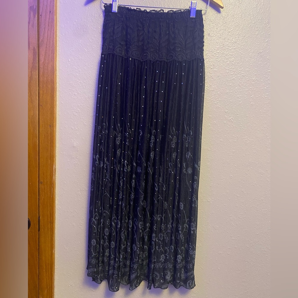 Long skirt